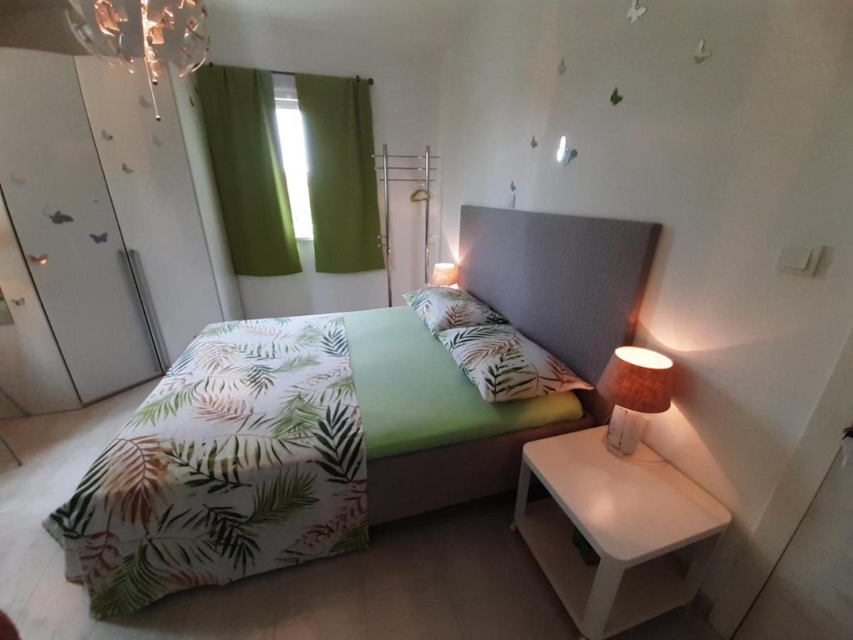 Apartment Mia Раб Екстериор снимка