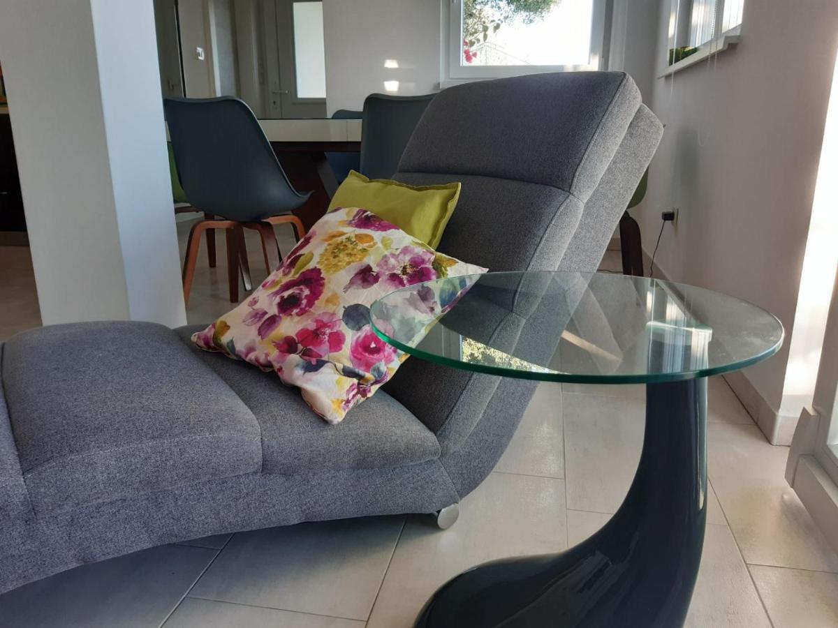 Apartment Mia Раб Екстериор снимка