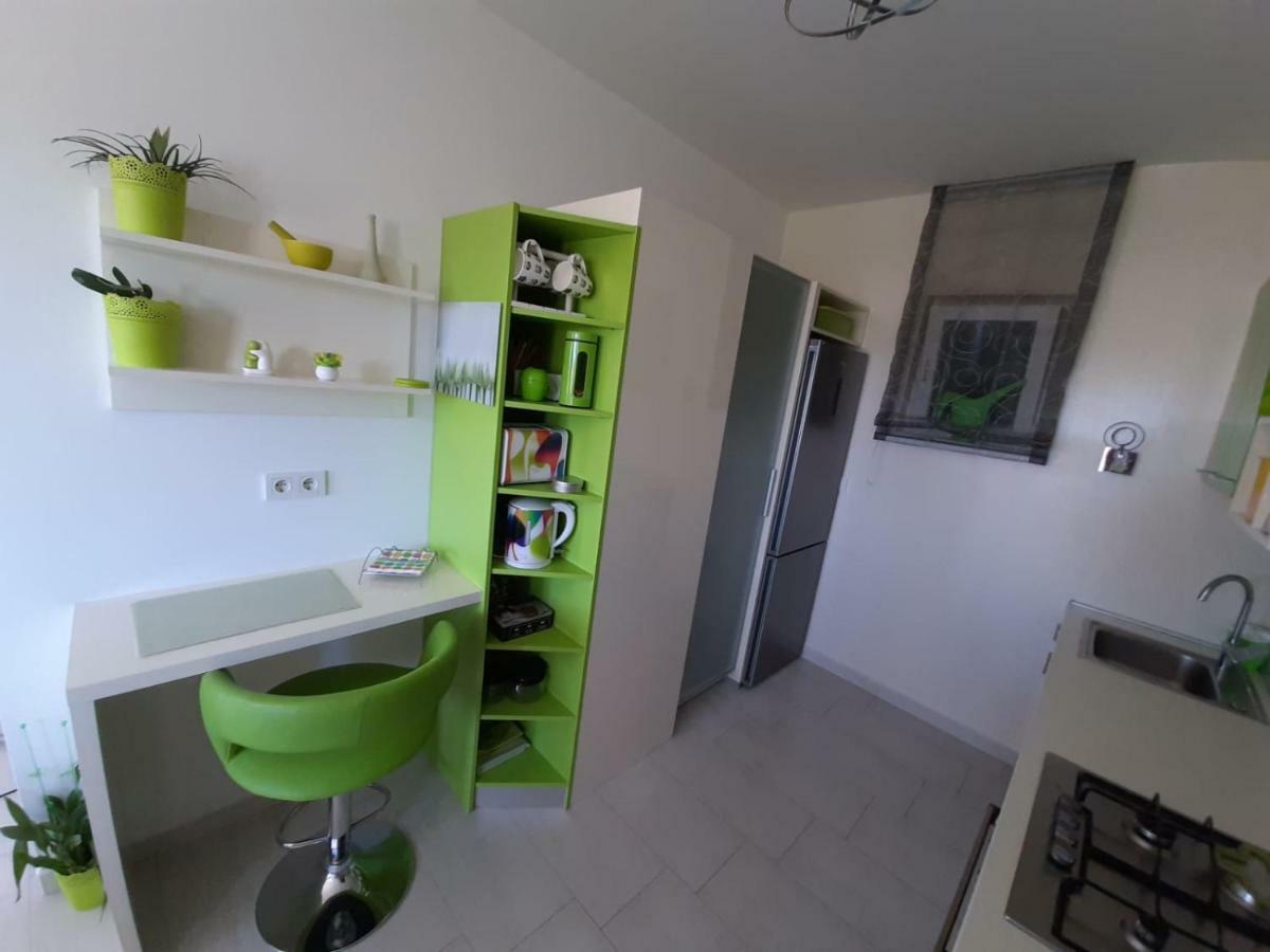 Apartment Mia Раб Екстериор снимка