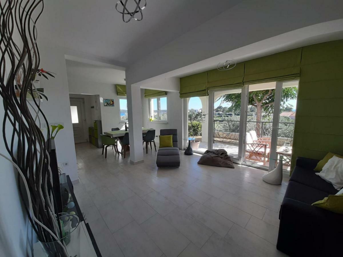 Apartment Mia Раб Екстериор снимка